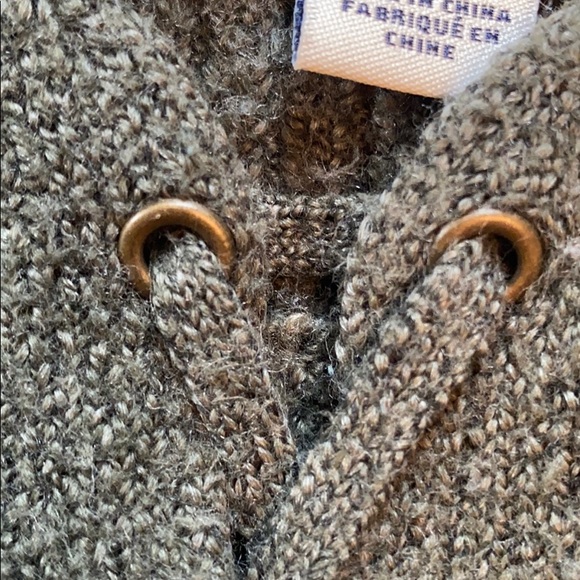 American Eagle Sweater Tank Top - Picture 3 of 4